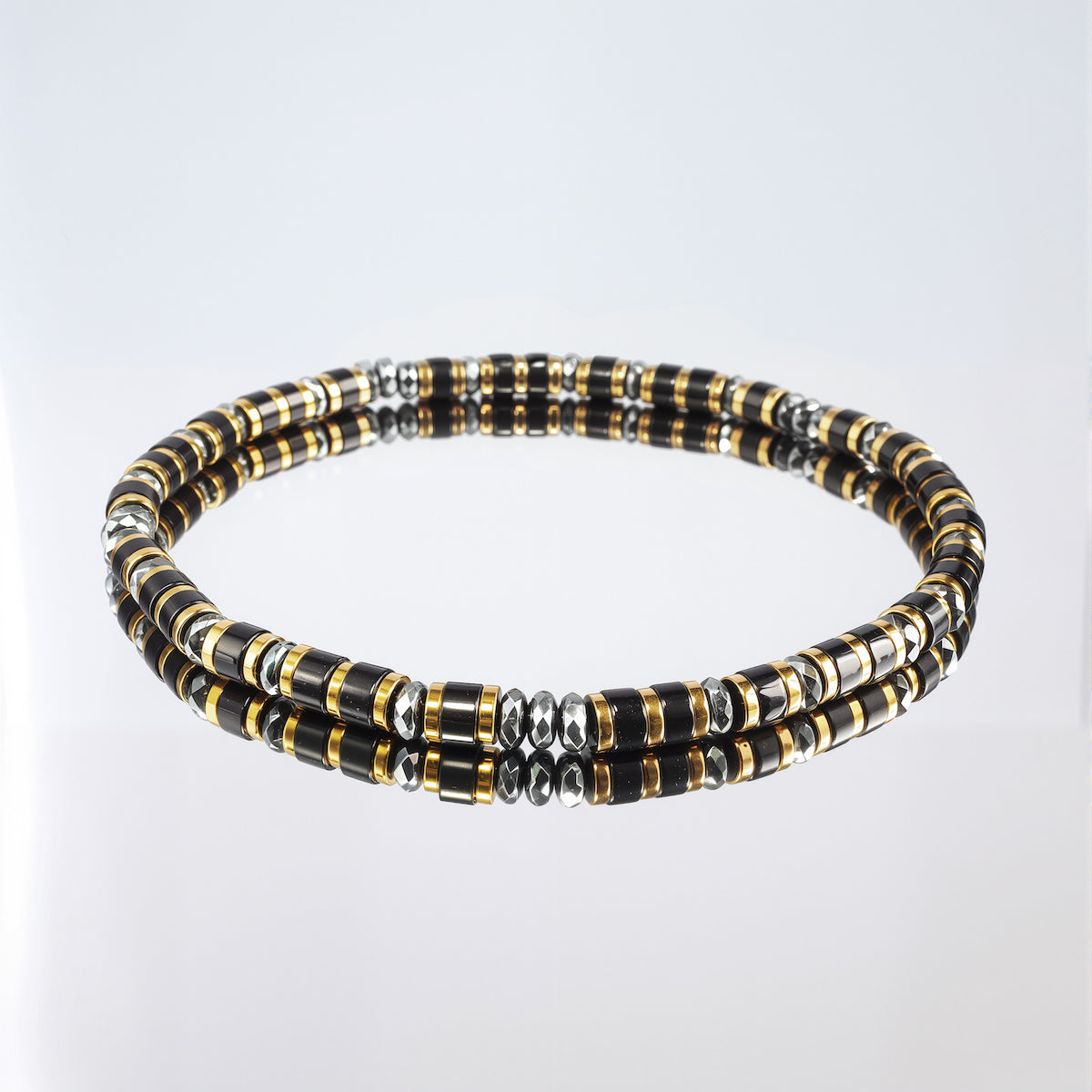 Lumen Line Black Agate Dainty Bracelet (4mm)